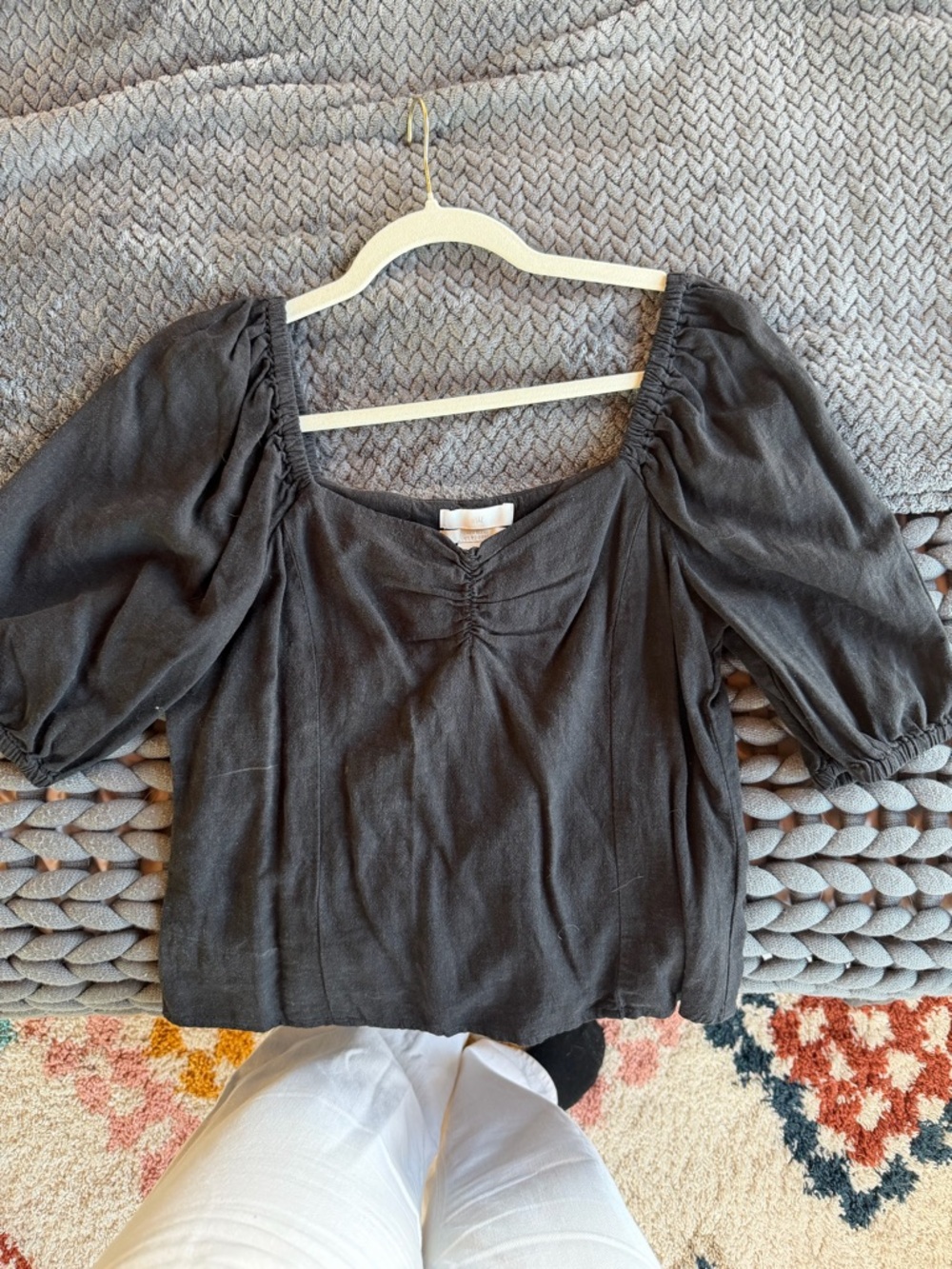 H&M Women's Black Linen Puff Sleeve Top